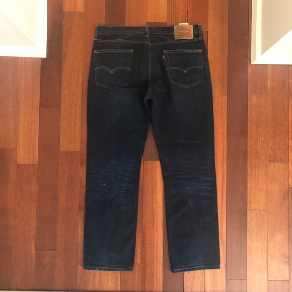 EUC Men’s Levi’s - Picture 3 of 7